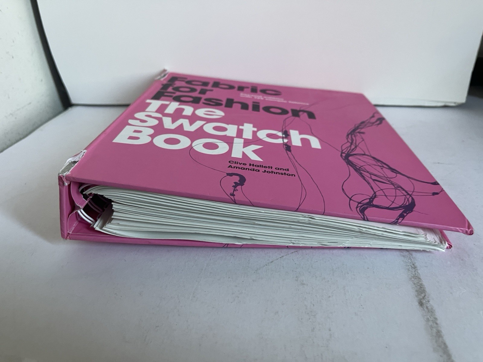 Fabric for Fashion : The Swatch Book, Second Edition Hardcover Spiral Bound 2014