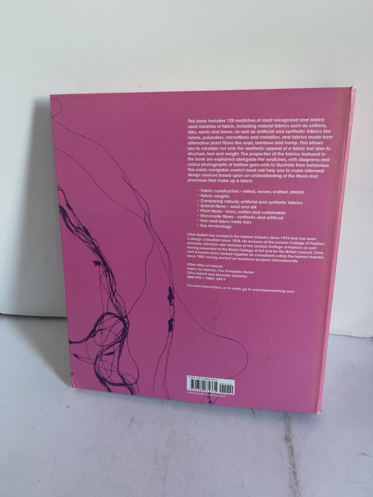 Fabric for Fashion : The Swatch Book, Second Edition Hardcover Spiral Bound 2014